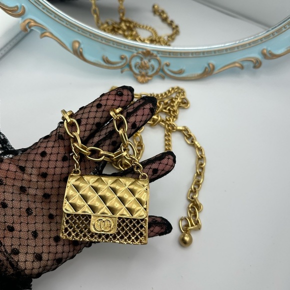 Anthropologie Fashion Tassel Silver Chain Belt with mini Bag Trendy! - Picture 16 of 16